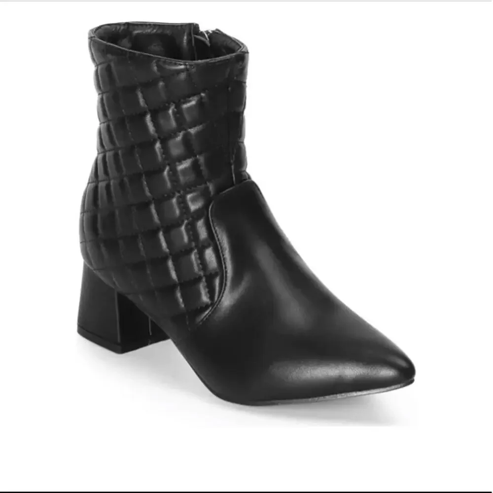 Trary quilted pointed toe ankle boot NEW